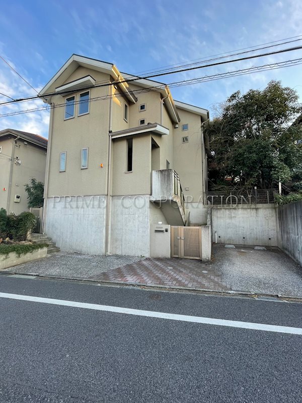 田園調布5-24-24住宅の建物外観