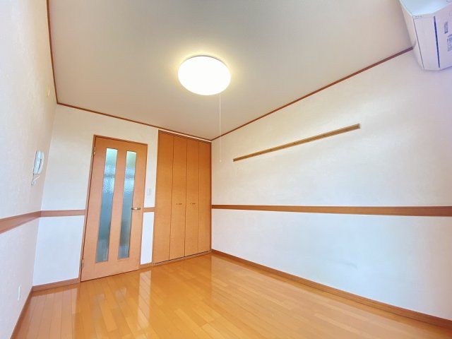 居室・リビング　※別部屋参考写真