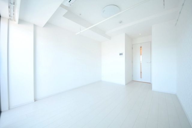 居室・リビング　★白を基調としたお部屋★
