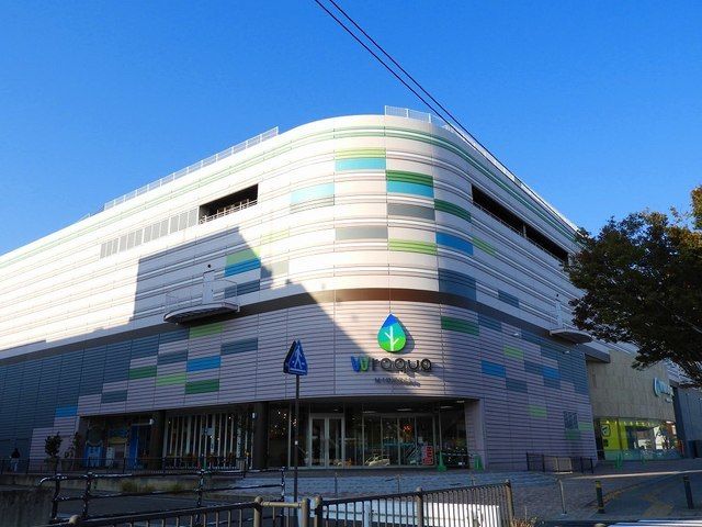 【広島市安佐南区緑井のマンションのショッピングセンター】