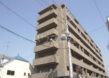 【豊中市服部西町のマンションの建物外観】