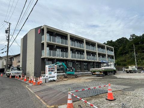 美濃加茂市中部台のマンションの建物外観