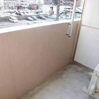 【戸田市本町のマンションのバルコニー】