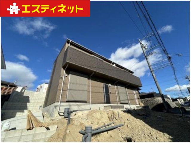 【クレスト丸山IIの建物外観】