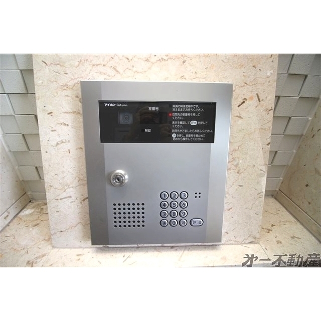エントランス　オートロック