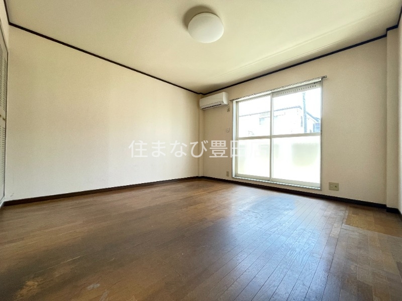 居室・リビング　同型別部屋写真