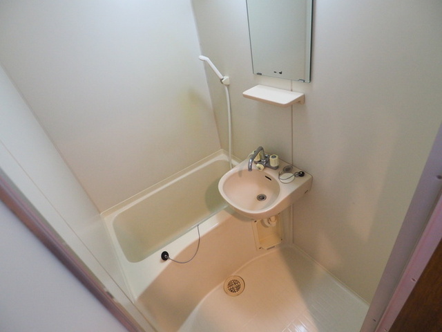 バス・シャワールーム　バス