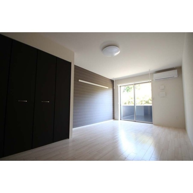 居室・リビング　画像は全て１０６の内観写真