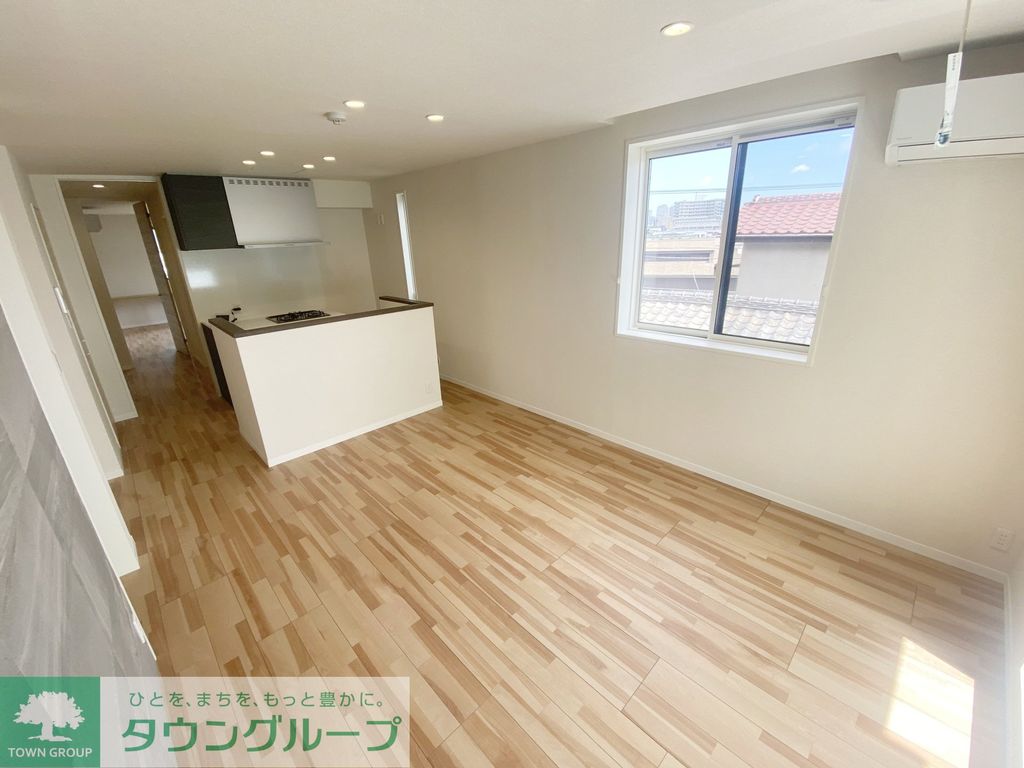 居室・リビング　エントランス