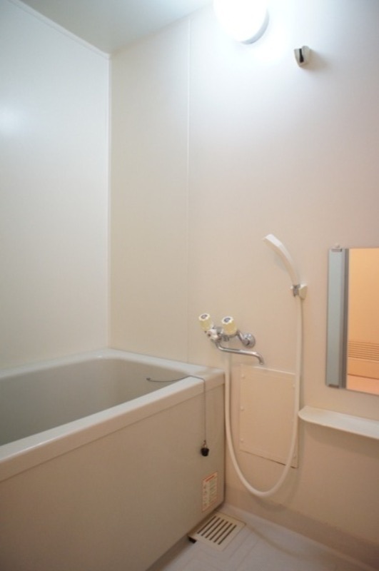 バス・シャワールーム　図面と現状に相違がある場合には現状を優先