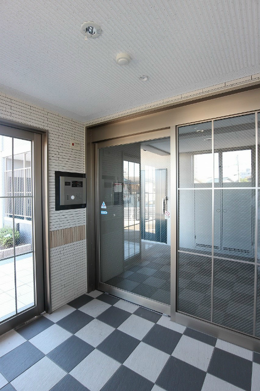 セキュリティ　安心安全のオートロック完備です