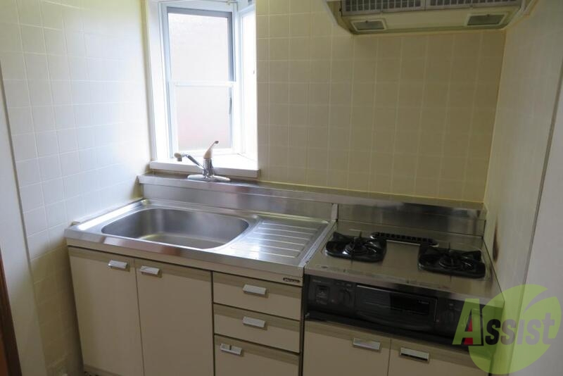 キッチン　キッチンは使いやすいサイズ感になっています。