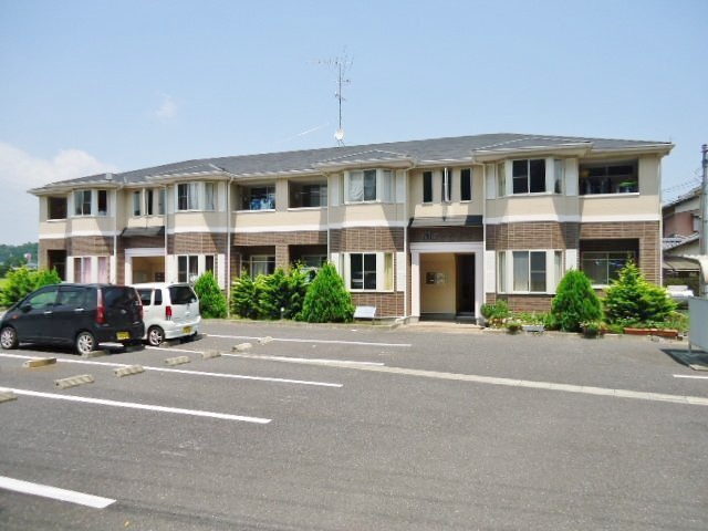 建物外観　南向き日当たり良好♪