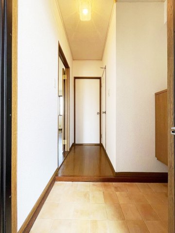 玄関　ゆったりとした玄関です