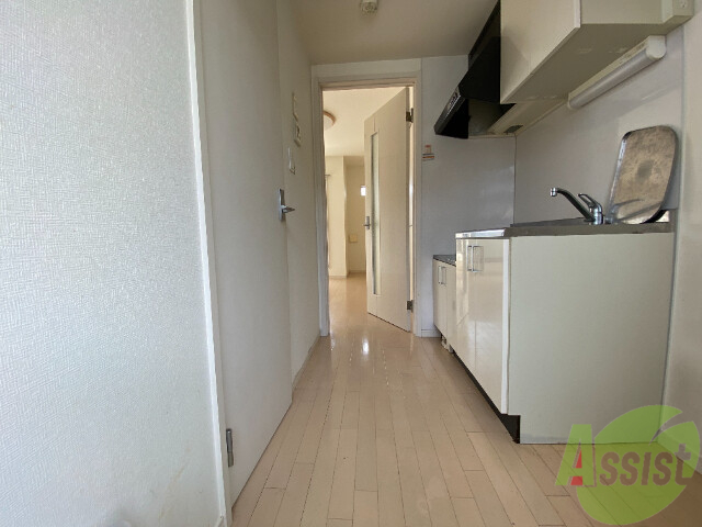 玄関　玄関から見た景色です。イメージ出来ますか。