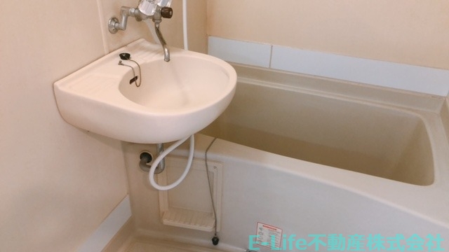 バス・シャワールーム　※別部屋写真、現状優先