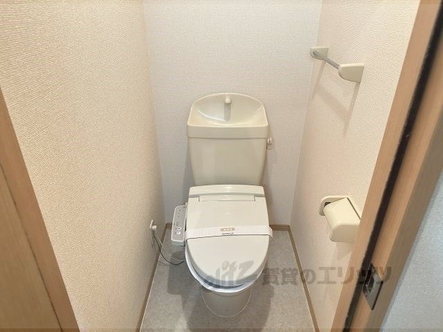 エミネンス西京極のトイレ写真