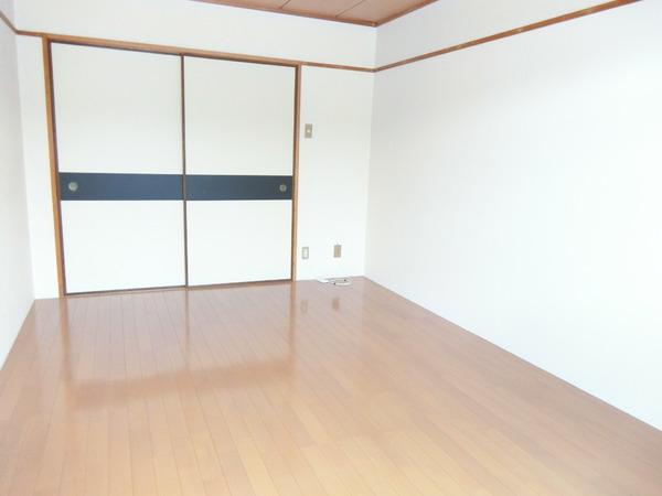 居室・リビング　フローリング♪