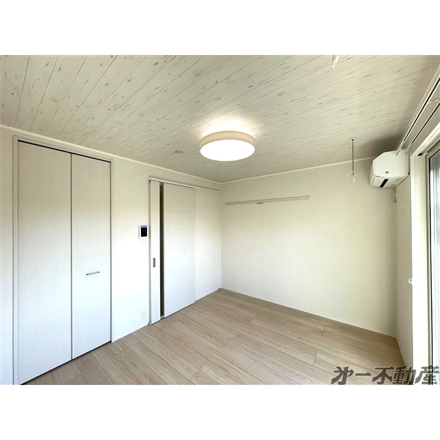 建物外観　洋室