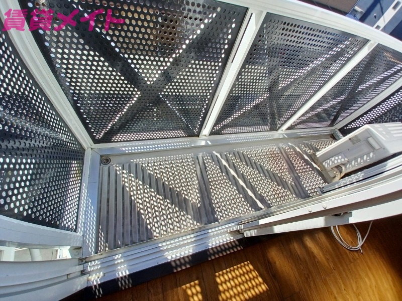 バルコニー　同じ物件、別部屋の写真です