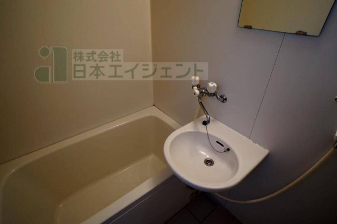 バス・シャワールーム　浴室