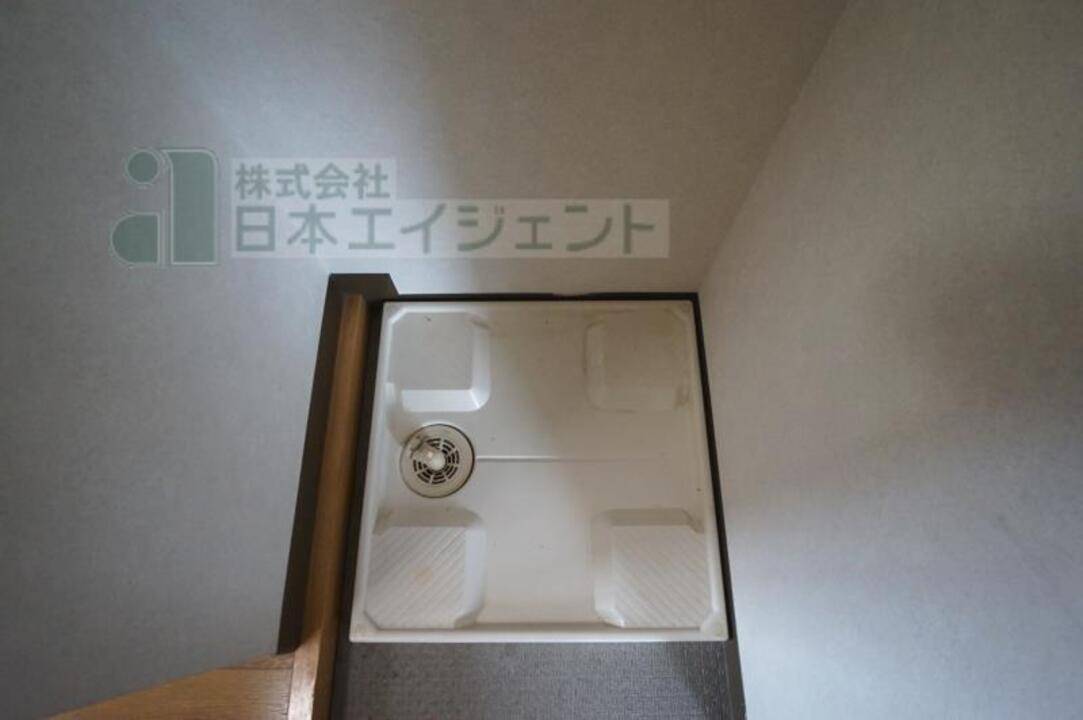 洗面設備　洗濯機置場