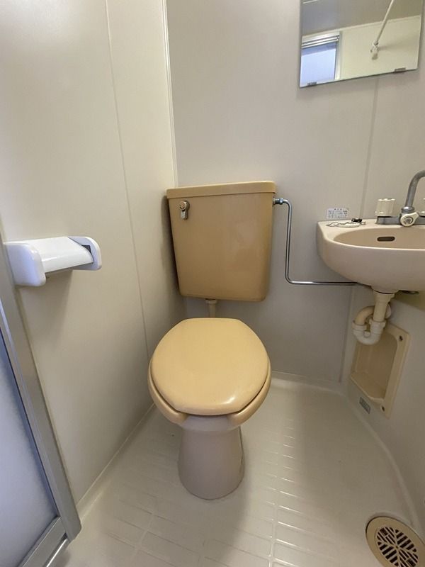 トイレ　別部屋参考