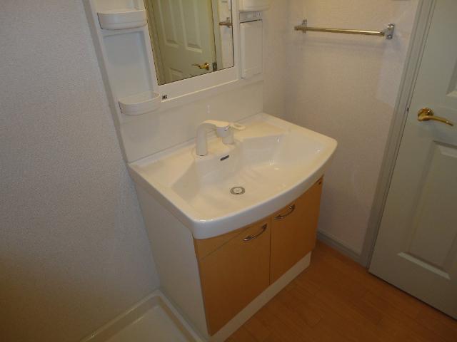 洗面設備　人気のシャンプードレッサー☆