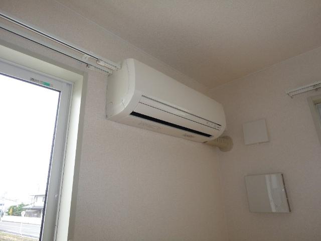 その他設備　エアコン付きで夏も冬も快適♪