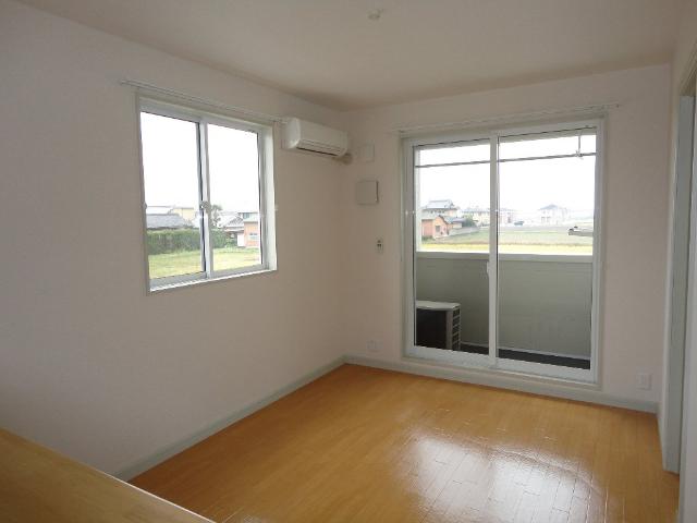 居室・リビング　１０．１帖のリビング♪