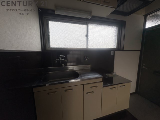 キッチン　収納がしっかりとあるキッチンです！