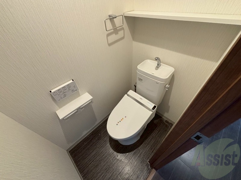 トイレ　トイレです。ウォシュレット付を探している方、おすすめです。