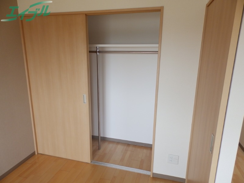 収納　別部屋参考写真です