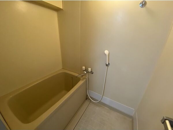 バス・シャワールーム　日々の暮らしに欠かせないお風呂です