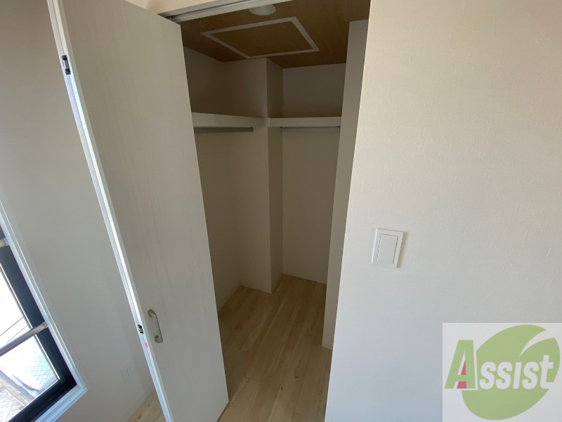 収納　収納もバッチリあるのでお部屋が片付きますよ！