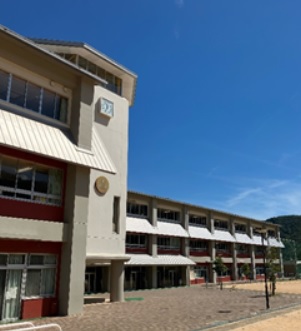 中学校　能勢町立能勢ささゆり学園（中学校）まで1844m