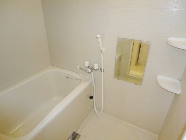 バス・シャワールーム　日々の疲れを癒すお風呂付です