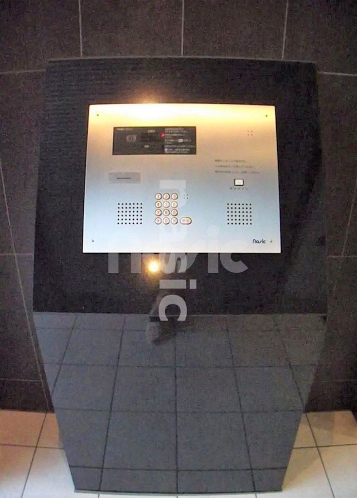 エントランス　オートロック