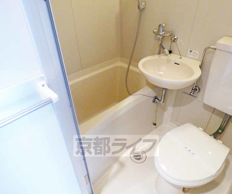 バス・シャワールーム　バスです。