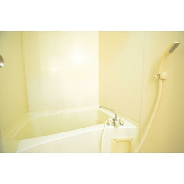 バス・シャワールーム　きれいなお風呂です