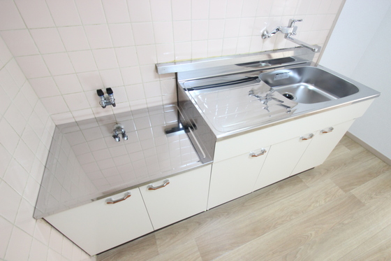 キッチン　※別部屋の写真です