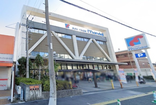 スーパー　mandai(万代) 志紀店（スーパー）まで627m