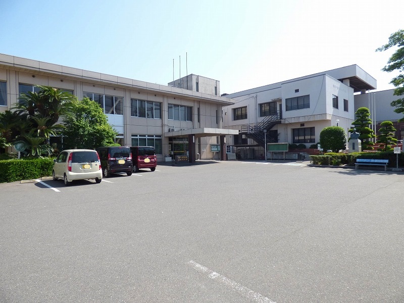 役所　吉野ヶ里町役場三田川庁舎（役所）まで1427m