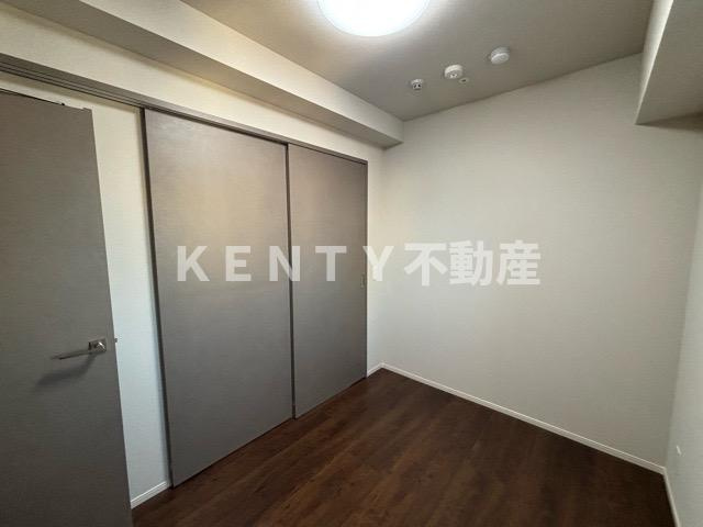 その他部屋・スペース　使い勝手のいい寝室です