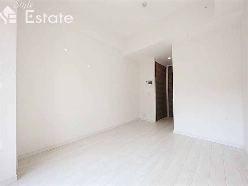 居室・リビング　内装