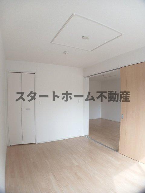 その他部屋・スペース　落ち着いて過ごせるお部屋なので、寝室にいかがでしょうか