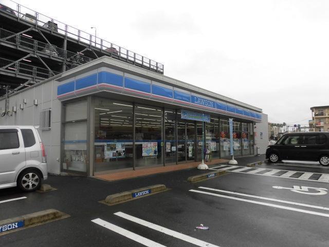 コンビニ　コンビニ（コンビニ）まで1000m
