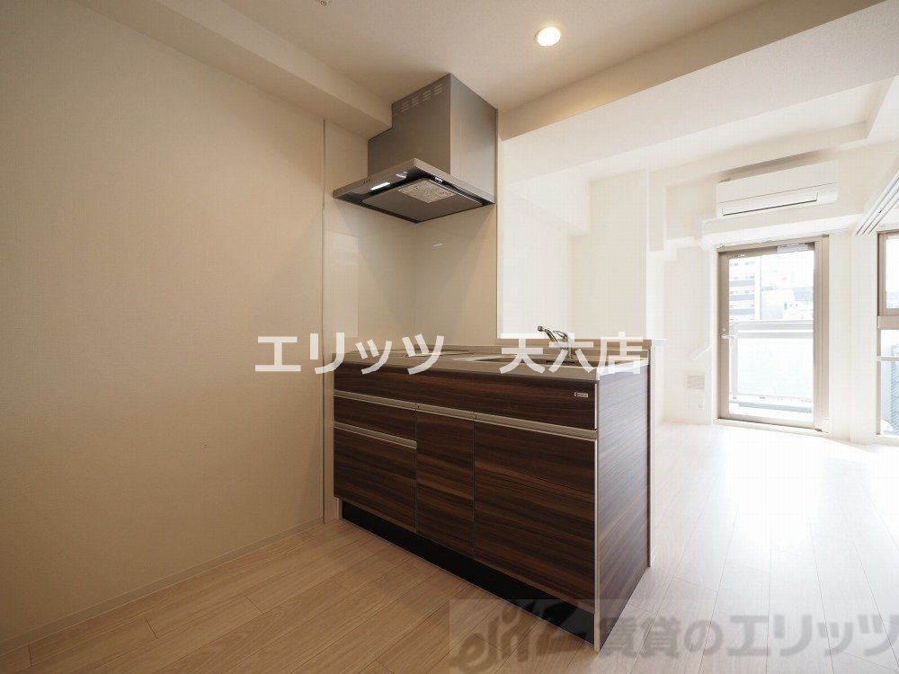 キッチン　収納