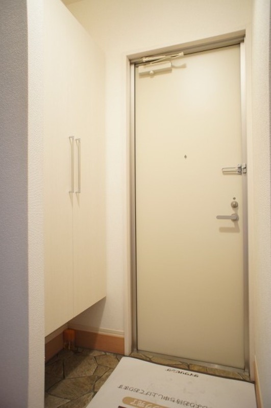 玄関　図面と現状に相違がある場合には現状を優先