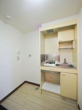 キッチン　キッチン周りの様子です。